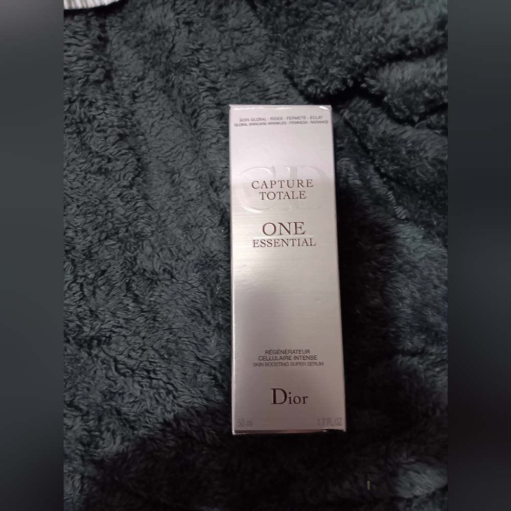 NWT Dior Capture Totale, One Essential